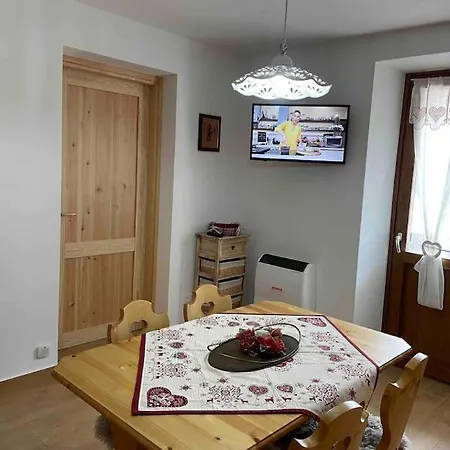Apartment Maddy Ice Adamello Valle (Lombardy)
