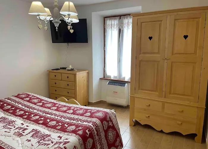 Maddy Ice Adamello Апартаменты Valle (Lombardy)